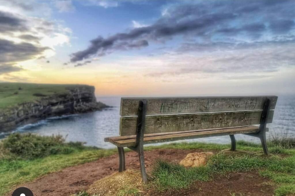 Terraza Y Piscina Con Vistas Espectaculares Al Mar Parking Cubierto Lägenhet San Vicente De La Barquera Exteriör bild