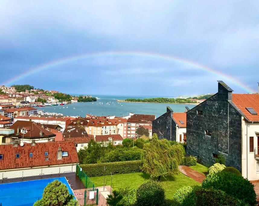 Terraza Y Piscina Con Vistas Espectaculares Al Mar Parking Cubierto Lägenhet San Vicente De La Barquera Exteriör bild