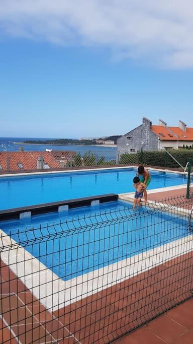 Terraza Y Piscina Con Vistas Espectaculares Al Mar Parking Cubierto Lägenhet San Vicente De La Barquera Exteriör bild